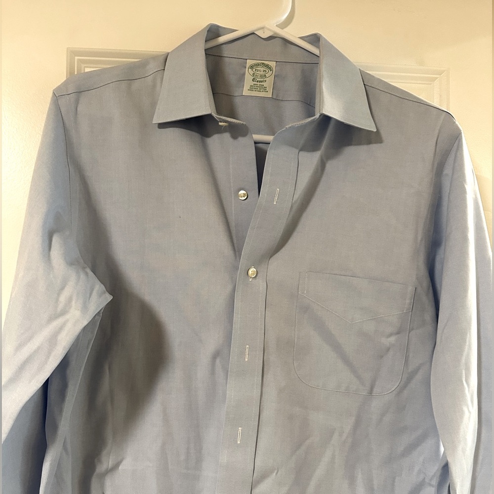 Men’s light blue long sleeve dress shirt